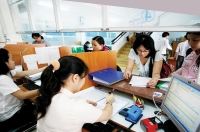 Cắt bỏ 200 chi cục, giảm 10% cán bộ thuế